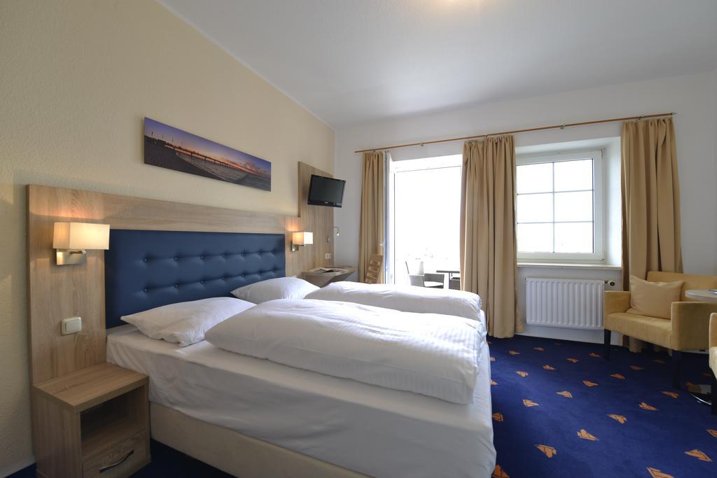 Hotel Boddenhus Garni Zingst Εξωτερικό φωτογραφία