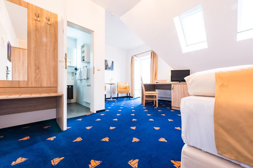 Hotel Boddenhus Garni Zingst Εξωτερικό φωτογραφία