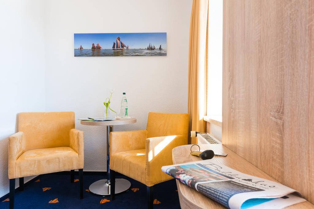 Hotel Boddenhus Garni Zingst Εξωτερικό φωτογραφία