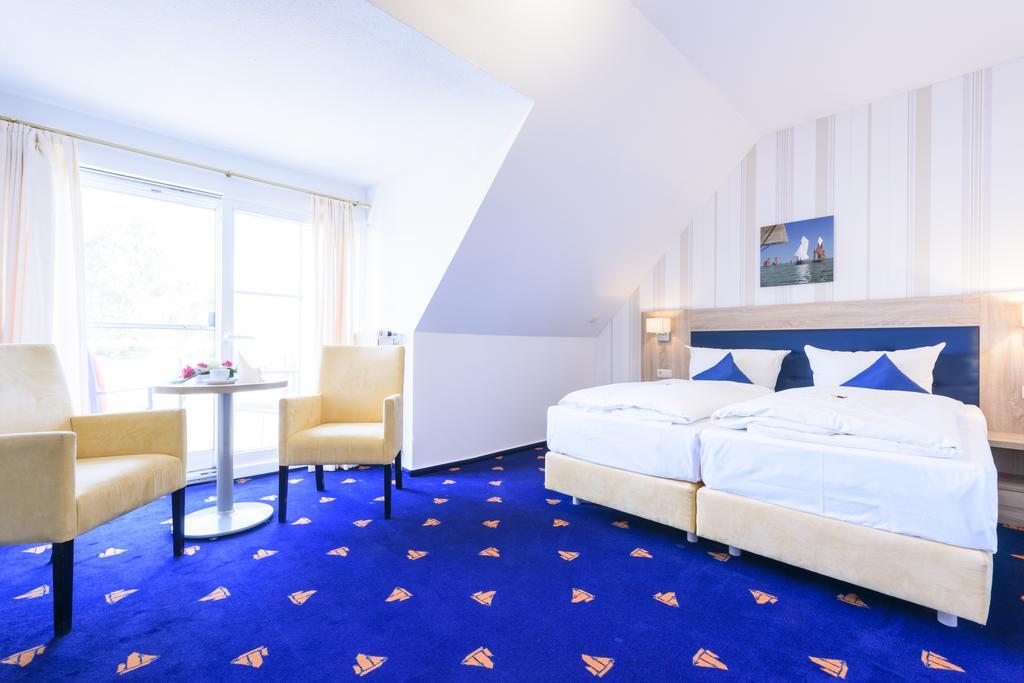 Hotel Boddenhus Garni Zingst Εξωτερικό φωτογραφία