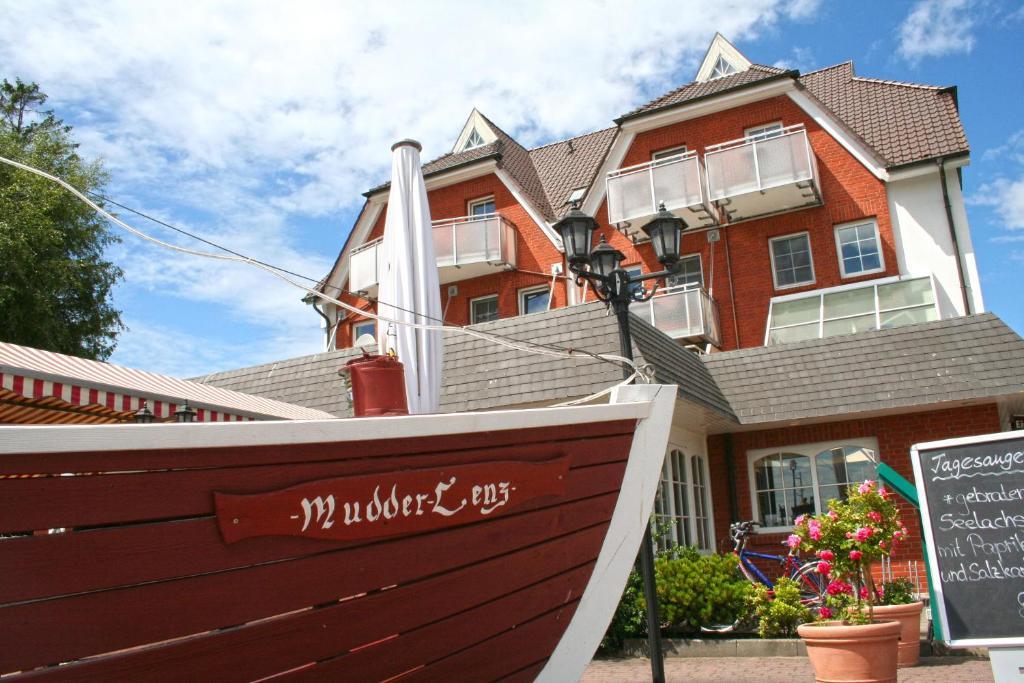 Hotel Boddenhus Garni Zingst Εξωτερικό φωτογραφία